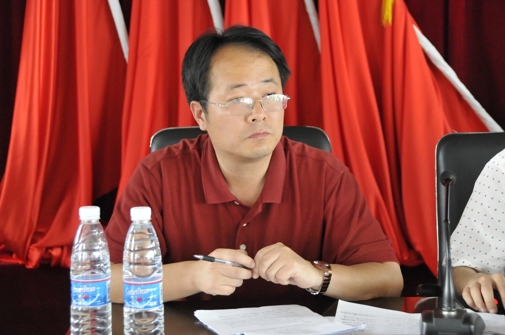 3朱学臣副部长主持典礼.jpg 3朱学臣副部长主持典礼.jpg
